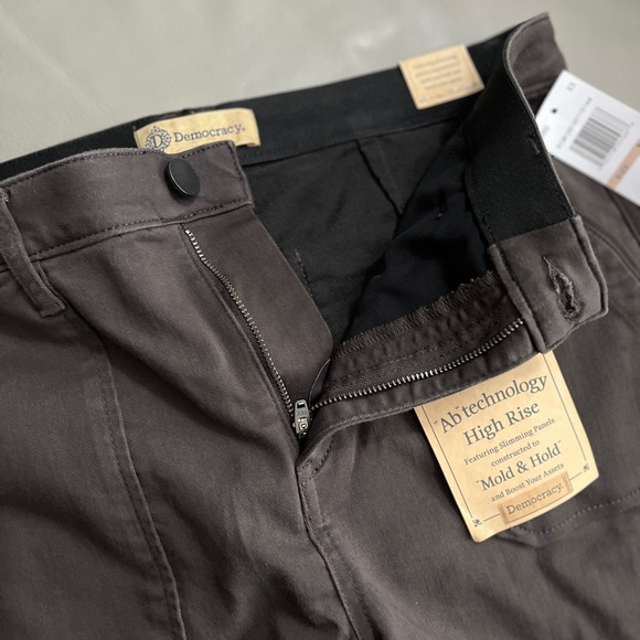 NWT - Democracy Women’s Jeans “Ab” Technology High Rise Mold & Hold - Size 12 - Picture 3 of 7